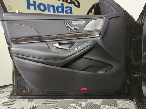 Used 2018 Mercedes-Benz S 450 Sedan image 8