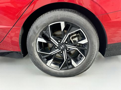 Used 2025 Hyundai Sonata SEL FWD image 11
