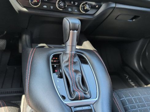 Used 2025 Honda HR-V Sport image 24