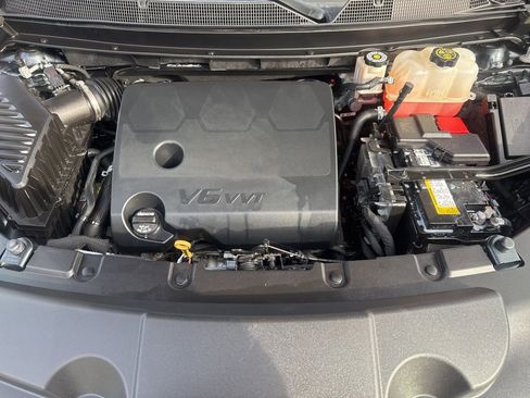 Certified 2020 Chevrolet Traverse LT image 10