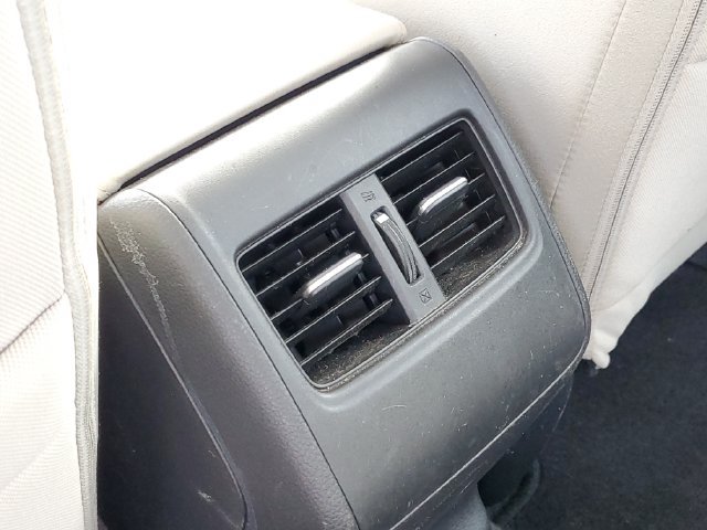 Certified 2018 Honda Accord EX image 29