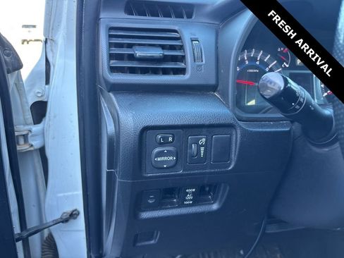 Used 2015 Toyota 4Runner SR5 image 12