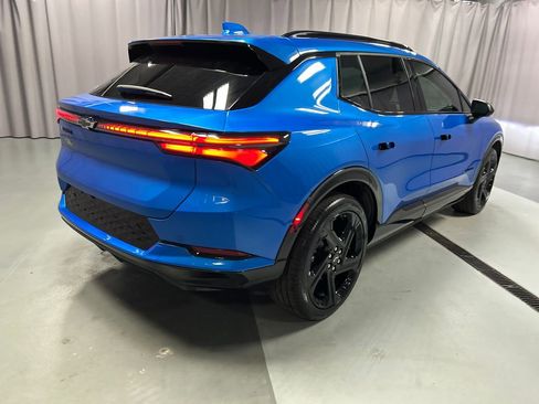 Used 2025 Chevrolet Equinox EV RS image 7