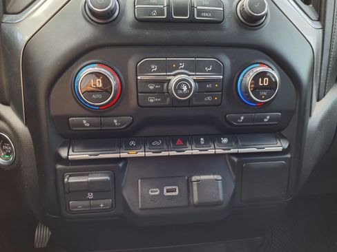 Used 2019 Chevrolet Silverado 1500 RST w/ All-Star Edition RWD image 23