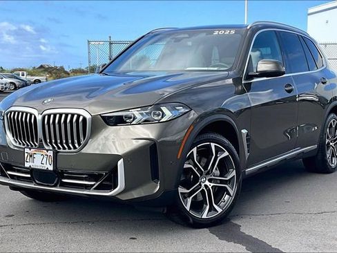 Used 2025 BMW X5 xDrive40i w/ Parking Assistance Package image 1