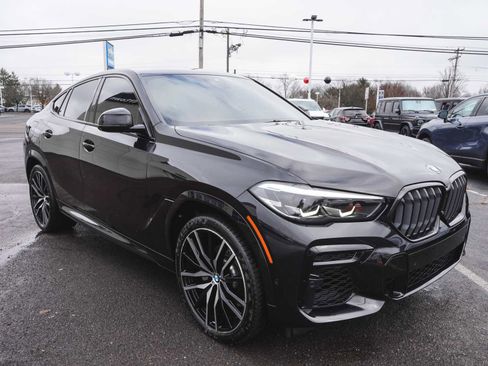 Used 2023 BMW X6 xDrive40i w/ M Sport Package image 3