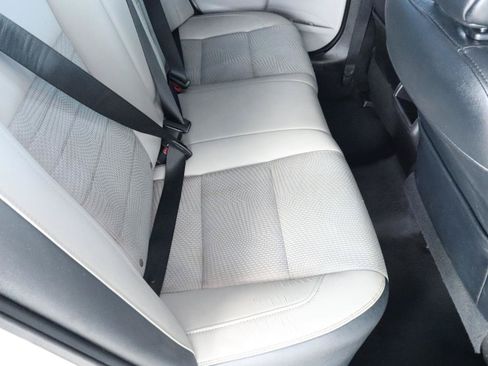 Used 2016 Toyota Camry SE FWD image 31