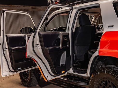 Used 2019 Toyota 4Runner SR5 image 29