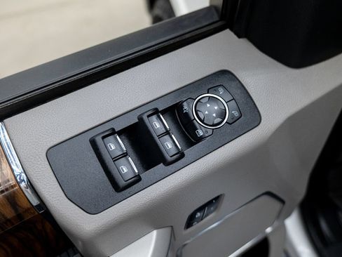 Used 2018 Ford F150 Lariat w/ Equipment Group 502A Luxury AWD/4WD image 54
