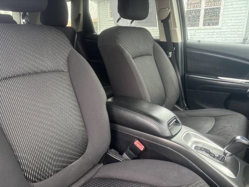 Used 2012 Dodge Journey SXT w/ Popular Equipment Group AWD/4WD image 23