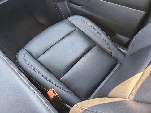 Used 2025 Chevrolet Tahoe Z71 image 16