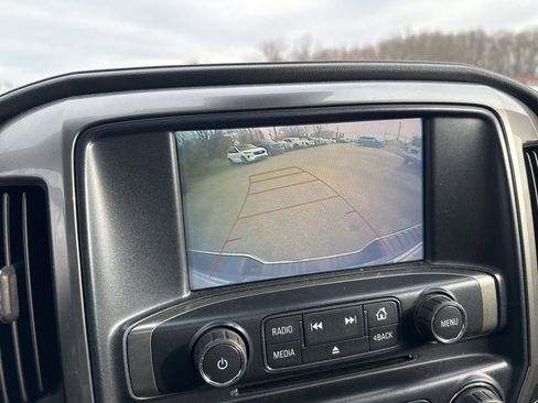 Used 2018 Chevrolet Silverado 1500 LTZ Z71 w/ Redline Edition image 18