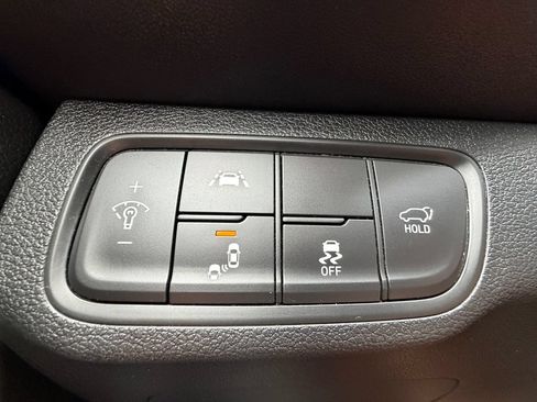 Used 2020 Hyundai Santa Fe SEL FWD image 28