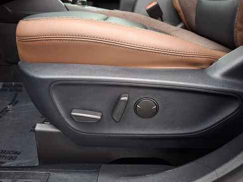 Used 2025 Ford Bronco Sport Outer Banks w/ Outer Banks Tech Package+ AWD/4WD image 15