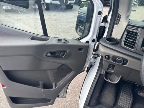 Used 2024 Ford Transit 350 XLT RWD image 20