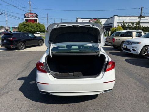Used 2018 Honda Accord EX-L image 30