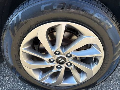Used 2017 Hyundai Tucson SE image 9