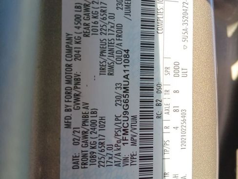 Certified 2021 Ford Escape SE w/ Cold Weather Package image 28