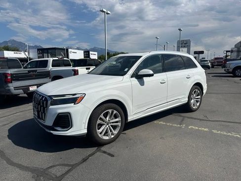 Used 2025 Audi Q7 3.0T Premium Plus AWD/4WD image 6