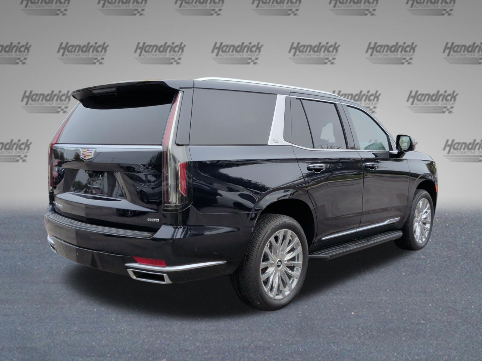 Used 2024 Cadillac Escalade Premium Luxury AWD/4WD image 8