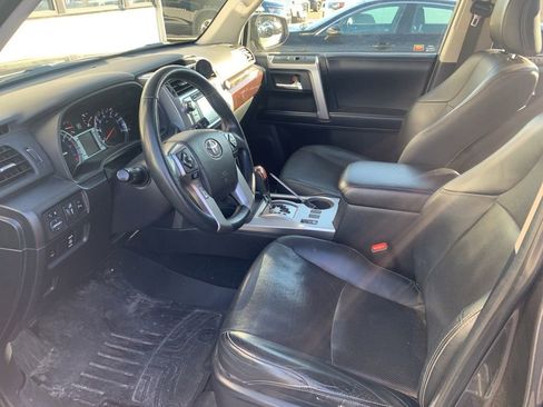 Used 2016 Toyota 4Runner Limited image 9