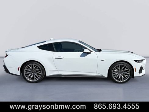 Used 2025 Ford Mustang GT Premium image 2