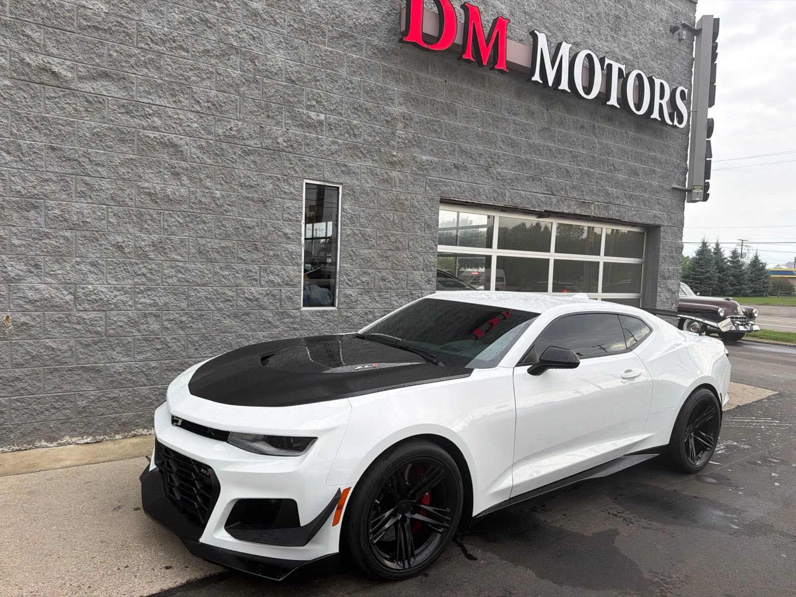 Used 2023 Chevrolet Camaro ZL1 RWD image 1