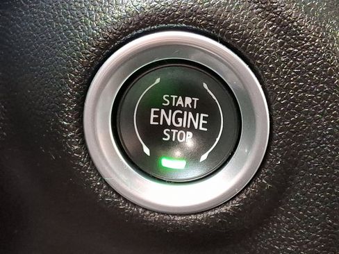 Used 2021 GMC Sierra 1500 Denali w/ Denali Ultimate Package image 26