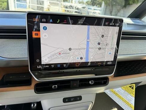 New 2025 Volkswagen ID. Buzz 1st Edition image 22