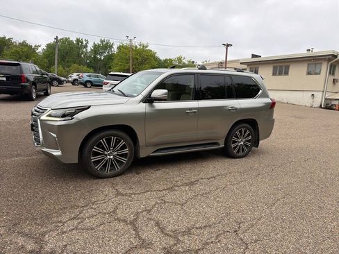 Used 2021 Lexus LX 570 4WD w/ Luxury Package image 1