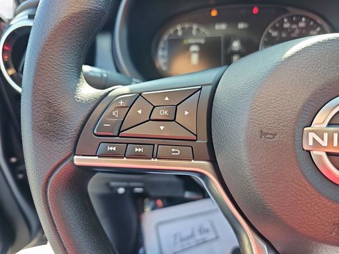 Used 2024 Nissan Kicks SV FWD image 17