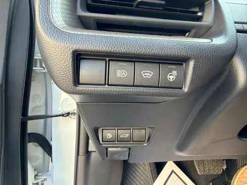 Used 2025 Toyota Prius Limited AWD/4WD image 26
