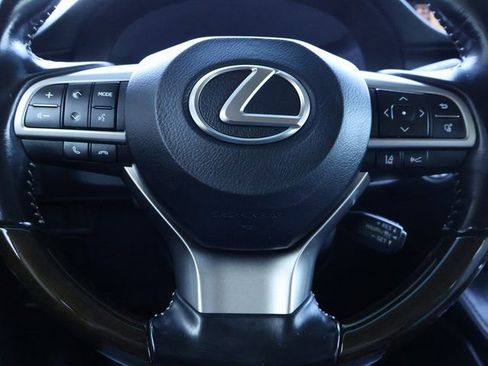 Used 2017 Lexus ES 350 w/ Ultra Luxury Package image 34