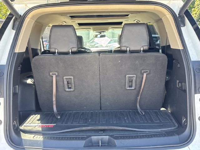 Used 2019 GMC Acadia Denali w/ Technology Package FWD image 13