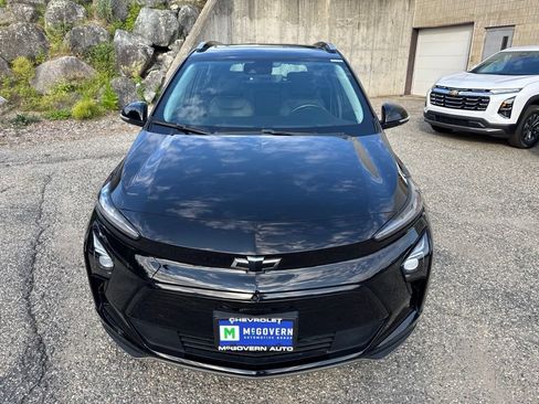 Used 2023 Chevrolet Bolt EUV Premier w/ Sun & Sound Package FWD image 41