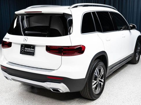Certified 2026 Mercedes-Benz GLB 250 image 5