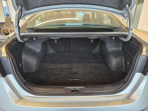 Certified 2023 Nissan Altima 2.5 SV image 32