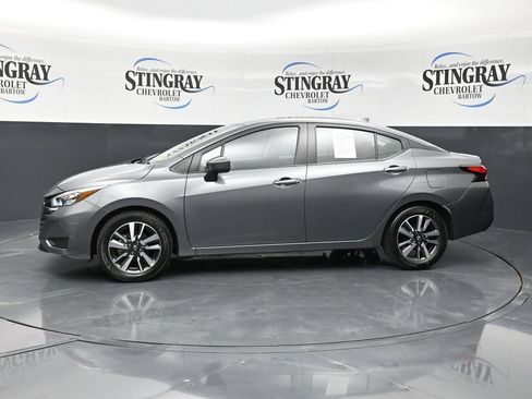 Used 2025 Nissan Versa SV FWD image 8