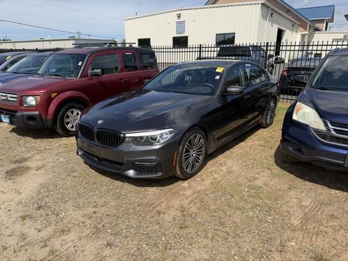 Used 2018 BMW 540i w/ M Sport Package RWD image 1