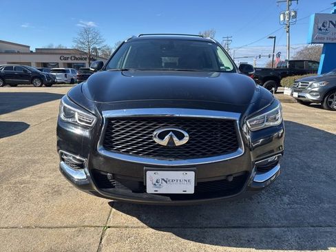 Used 2019 INFINITI QX60 Luxe w/ Sensory Package image 2