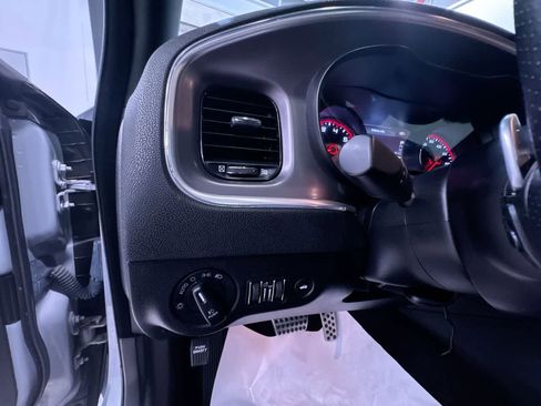 Used 2022 Dodge Charger R/T w/ Harman/Kardon Audio Group image 16
