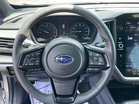Used 2025 Subaru Crosstrek 2.5i Sport AWD/4WD image 13