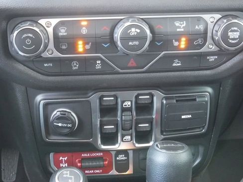 New 2026 Jeep Gladiator Willys image 22