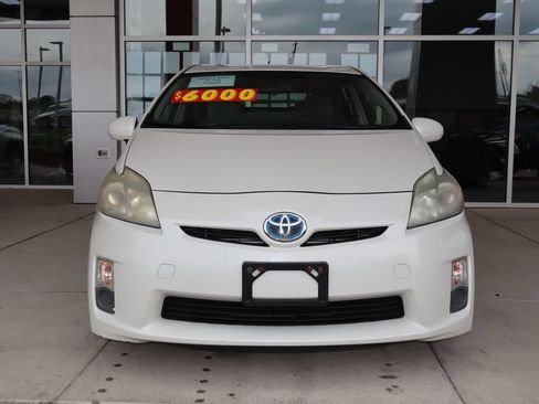 Used 2011 Toyota Prius Two FWD image 2