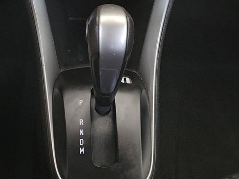 Used 2020 Chevrolet Trax LT w/ LT Convenience Package image 15