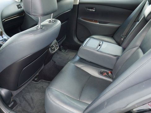 Used 2011 Lexus ES 350 image 8