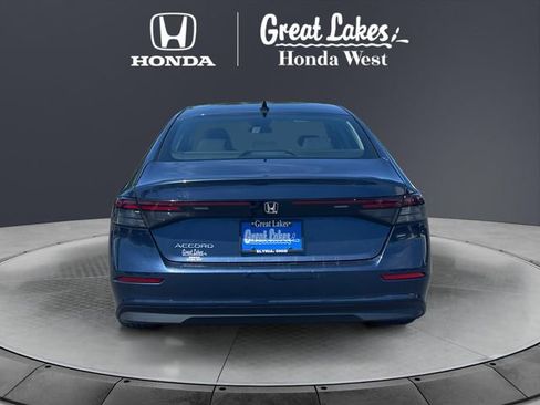Used 2025 Honda Accord SE image 4