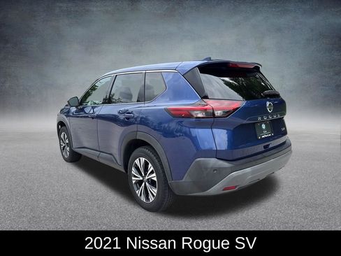 Used 2021 Nissan Rogue SV FWD image 3