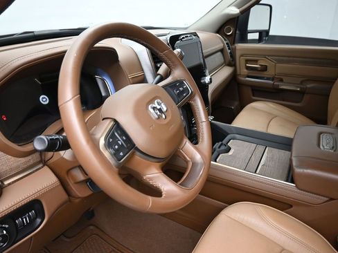 Used 2024 RAM 2500 Limited image 18