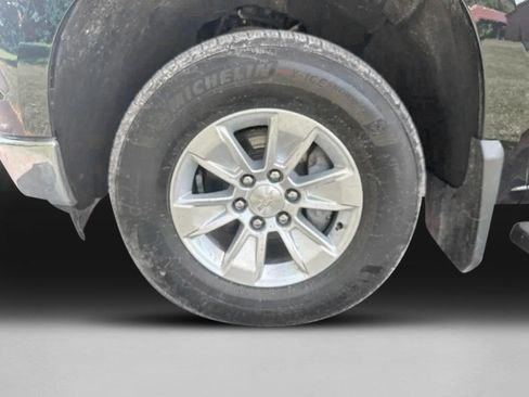 Used 2024 Chevrolet Silverado 1500 LT w/ Safety Package AWD/4WD image 10